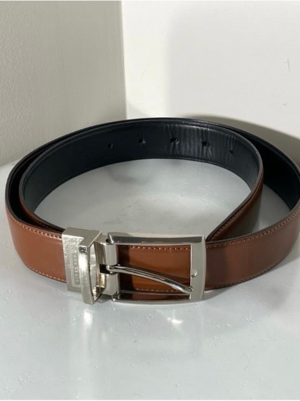Perry Ellis Brown Black Faux Leather Reversible Belt 32/80 Silver Buckle